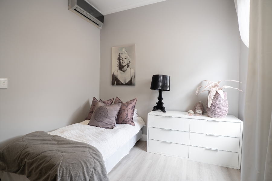 3 Bedroom Property for Sale in Lake Michelle Western Cape